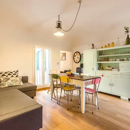 Belle Arti, Perfetto Per Famiglie *